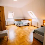 U Basi 2 Villa